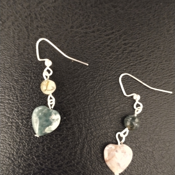 Earrings - Picture 6 of 9